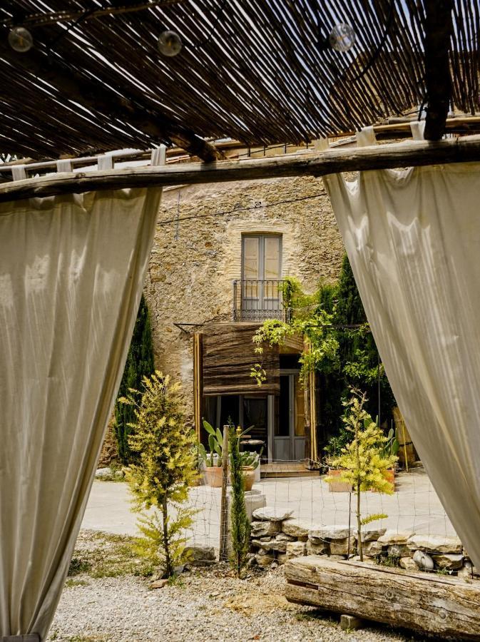 Can Tat, Loft In A Old Coach House Sant Jordi Desvalls Eksteriør bilde